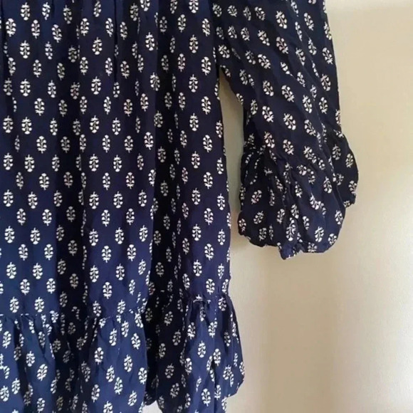 BeachLunchLounge Off the Shoulder Top - Picture 3 of 7